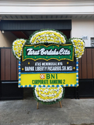 Papan Bunga Duka di Wesaput